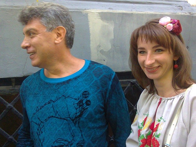 Борис Немцов скакал, доказывая, что не москаль