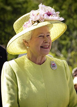 Елизавета II (англ. Elizabeth II), полное имя — Елизавета Александра Мария (англ. Elizabeth Alexandra Mary; 21 апреля 1926, Лондон)[2] — королева Великобритании с 1952 года по настоящее время.