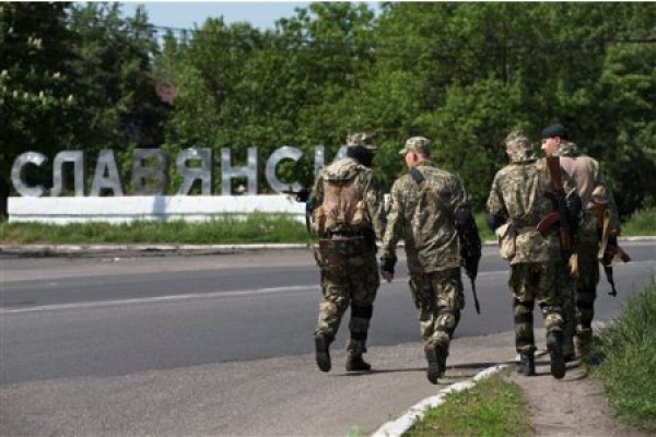 Почему армия ДНР отдала Славянск