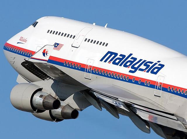Малазийский Boeing 777 потерпел крушение на Востоке Украины