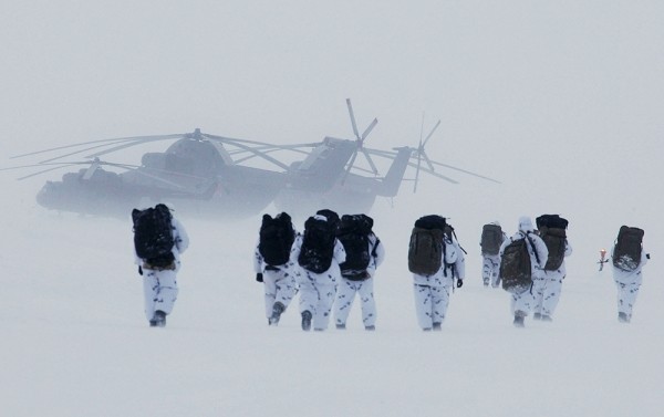 Военные начали заселять Арктику