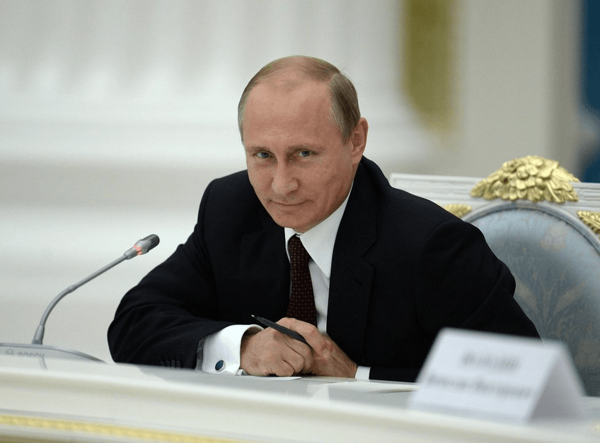 Владимир Путин принимает поздравления