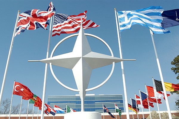 Генсек НАТО напугал своего отца-дипломата войной с Россией