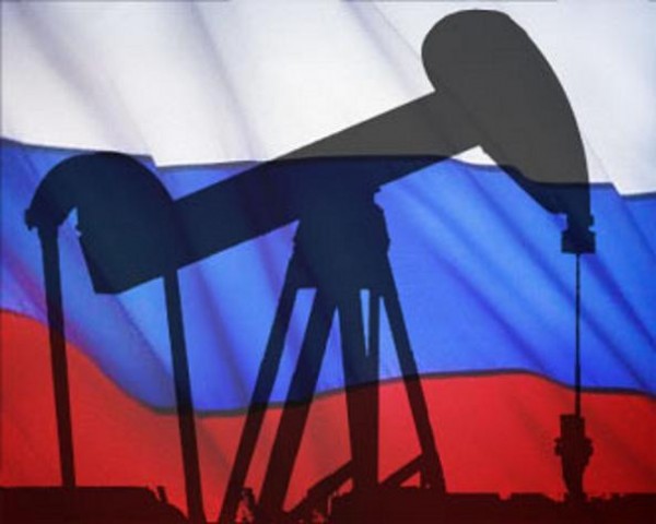 Россия может снизить добычу нефти для поддержания цены