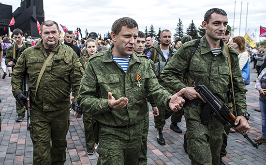 Захарченко: ДНР приглашает Порошенко в аэропорт Донецка на переговоры