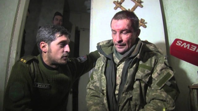 Бытие пленных укров в Донецке. Полная версия