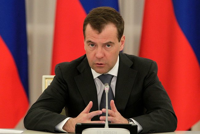 Дмитрий Медведев пригрозил Украине поднять цену на электричество