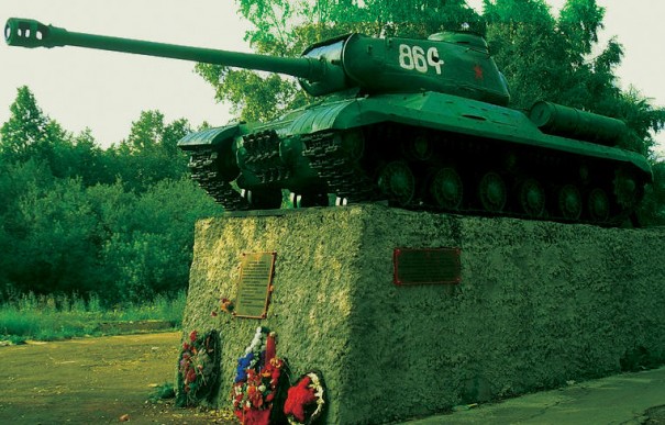  ИС-2, установленный на месте Войсковицкого боя