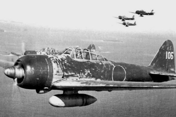 Японский истребитель Mitsubishi A6M Zero, который использовался для атак камикадзе.