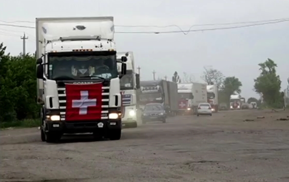 Швейцария доставила в Донецк 300 тонн препаратов для очистки воды