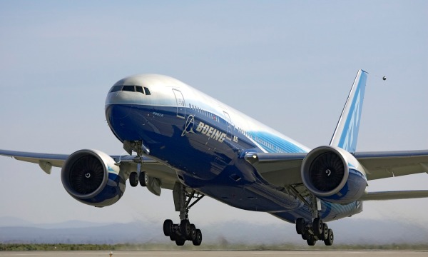 Bloomberg: Россия и Китай хотят оспорить монополию Airbus и Boeing на авиационном рынке