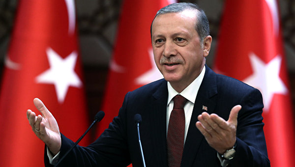 Эрдоган подал иск против немецкого сатирика за оскорбительные стихи