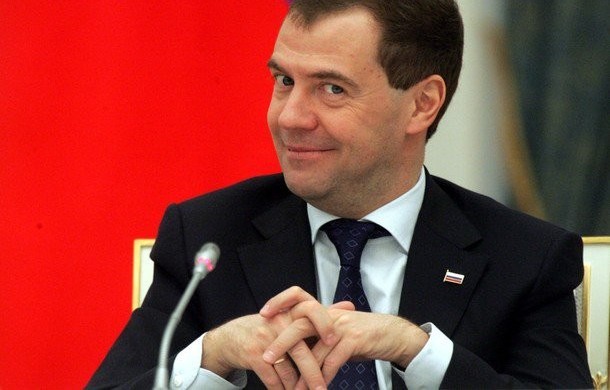 Кто идет на смену Медведеву. Зачем от народа прячут почти 10 трлн. рублей?