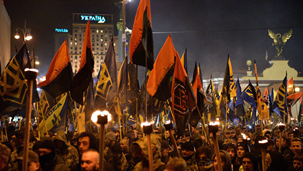 Украинский рейх: после свержения Порошенко страна станет «гуляй-полем»