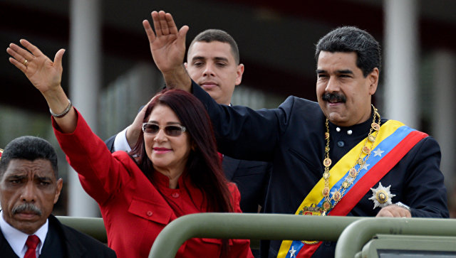 Президенту Венесуэлы грозит судьба Каддафи за бойкот доллара