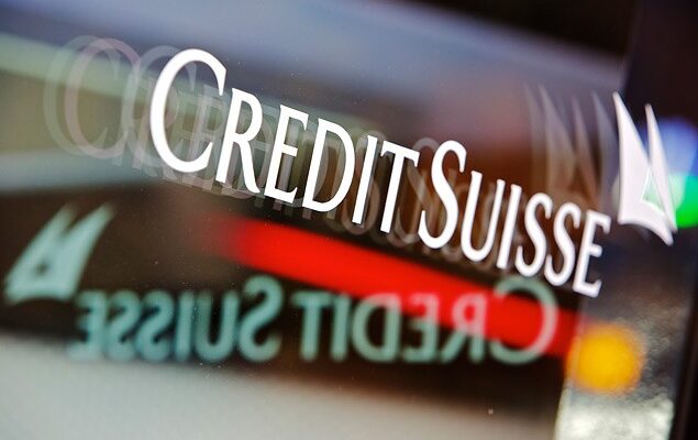 Чистая прибыль Credit Suisse снизилась на 24% в 2012 году