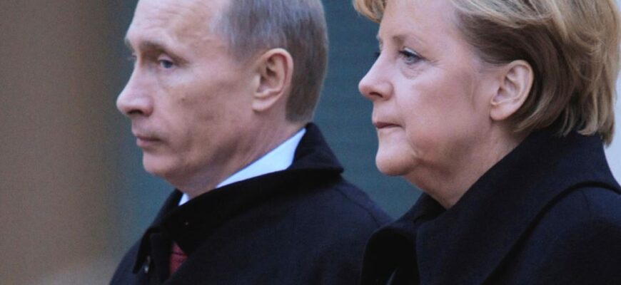 Путин встретился с Меркель со второй попытки