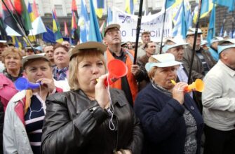 В беспорядках на Украине обвиняют российские соцсети и "сепаратистские" СМИ