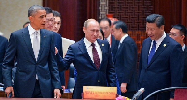 "Проблемный" Владимир Путин и война за гегемонию в валютной сфере