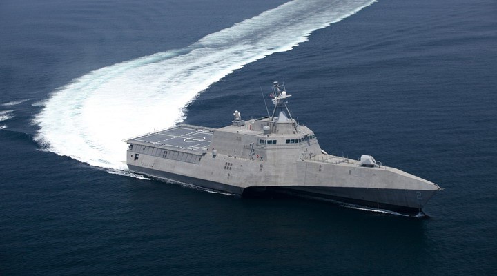 Океан растворяет дешевые боевые корабли США