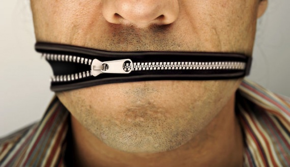 Свобода слова по-украински: как затыкают рот тем, кто говорит правду