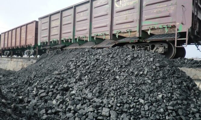 Россия остановила поставки угля на Украину