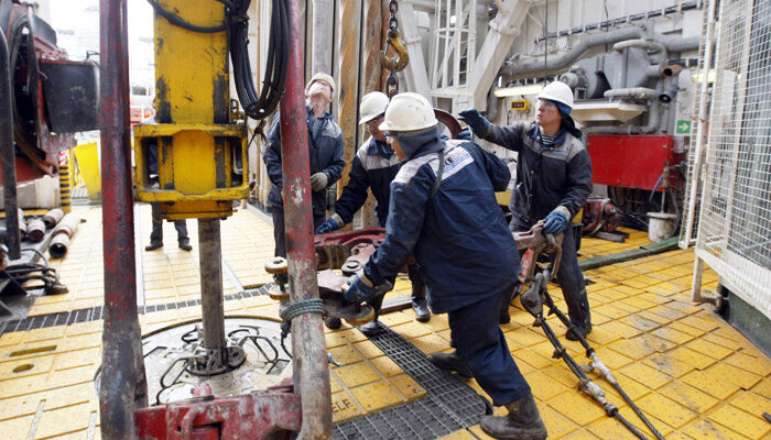 Чем обернется для России глобальный передел нефтяного рынка
