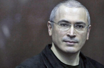 Ходорковский готов возглавить переходное правительство после смещения Владимира Путина