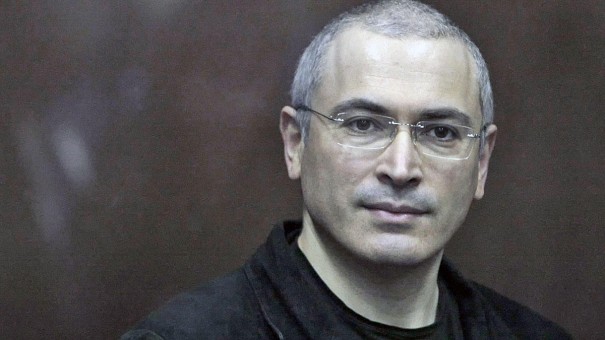 Ходорковский готов возглавить переходное правительство после смещения Владимира Путина