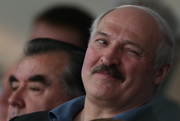 Твердо ли Лукашенко стоит на ногах и владеет ситуацией?