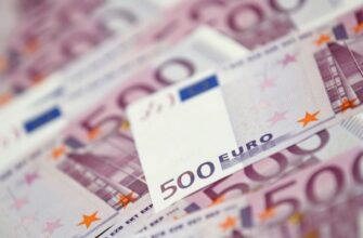 Курс евро к доллару рухнул до минимальных отметок за девять лет