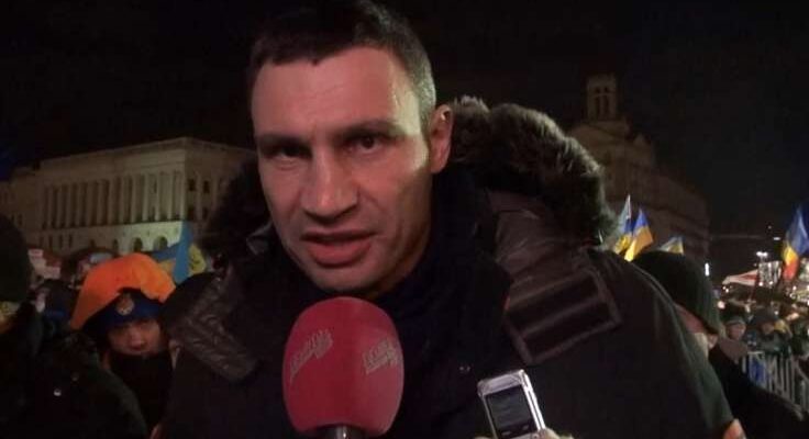 Комсомольцы опозорили Кличко: мэр отказался ехать в АТО, предпочитая бороться с шаурмой