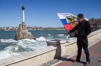Мировая реакция на картину Кондрашова "Крым. Путь на Родину"