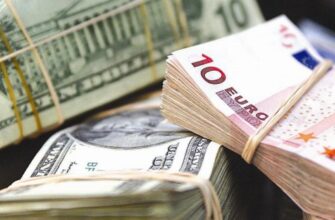 Доллар и евро немного подешевели к рублю