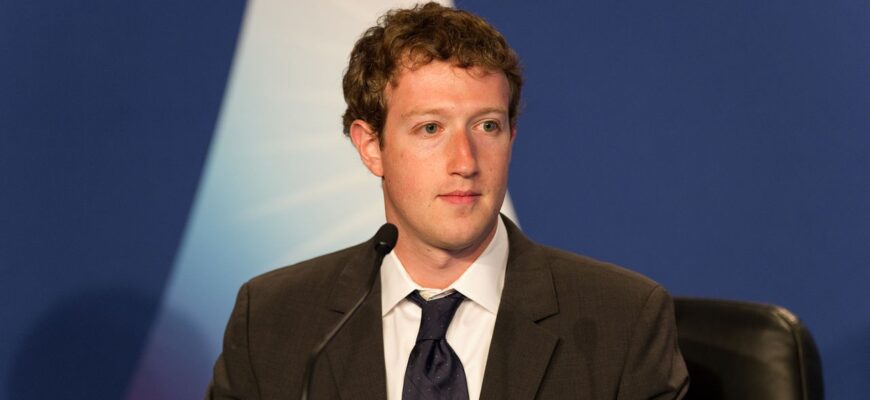 Марк Цукерберг: Мы блокируем сообщения украинских пользователей Facebook за чрезмерную агрессию