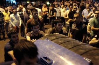 Протестующие в Ереване отказались встретиться с президентом Армении
