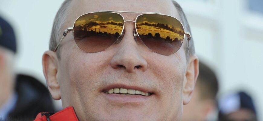 MSNBC рассказал, как Путин не дал олигархам сделать из себя марионетку