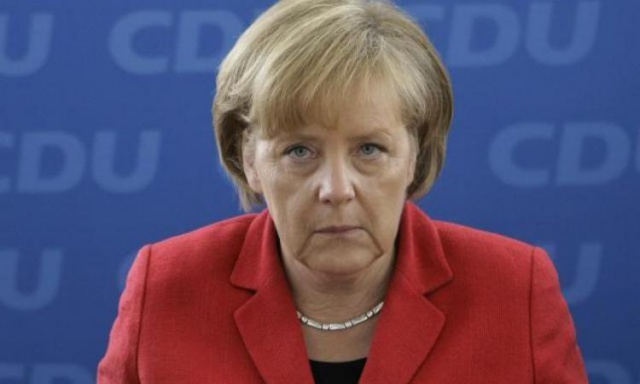 Фрау Меркель не хочет спасать Грецию без МВФ