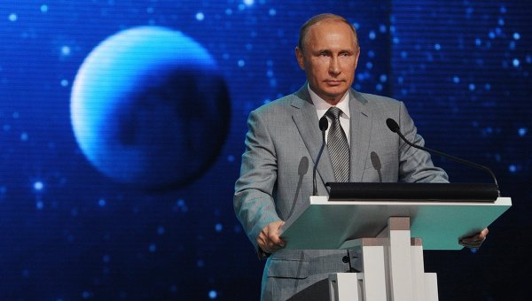 Путин объяснил ученику центра "Сириус" ситуацию вокруг курса рубля