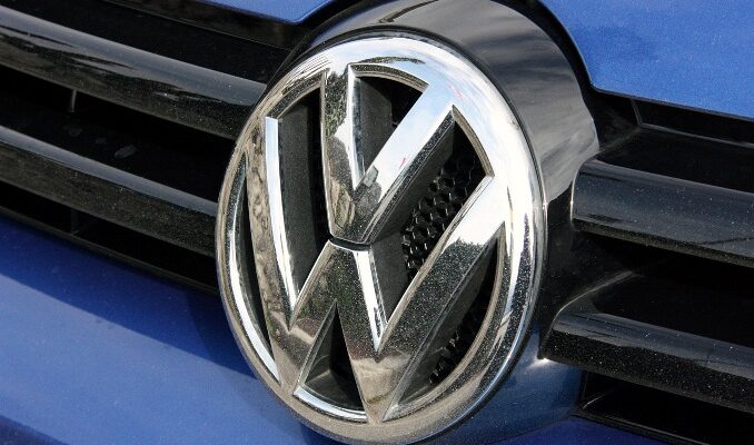 Акции Volkswagen упали на 19% на фоне заявлений США