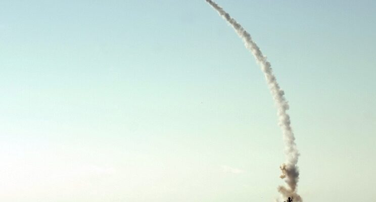 Минобороны РФ: ракеты "Калибр" поразили объекты ИГ в Сирии с точностью до трех метров