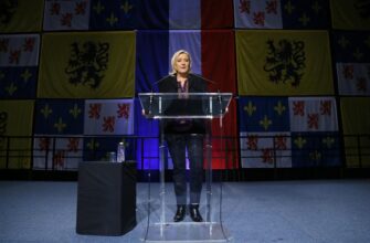 Национальный фронт Марин Ле Пен потерпел поражение во втором туре региональных выборов во Франции