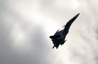 Пентагон заявил об опасном перехвате Су-27 самолета США в Черном море