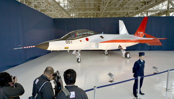 Япония представила свой первый Стелс-истребитель