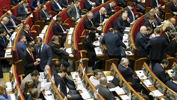 Депутаты Рады заявляют, что их голоса за отставку кабмина не учли