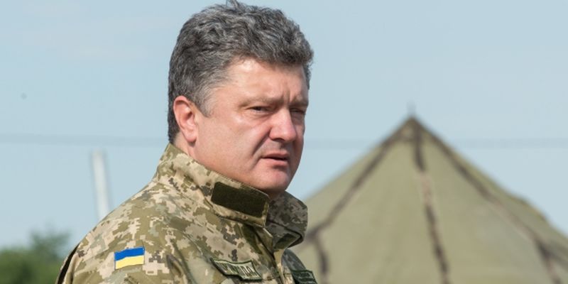 Недопрезидент Порошенко непоздравил неармию Украины с непраздником 23 февраля