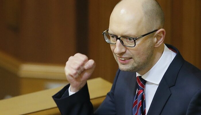 Рада не смогла отправить правительство Яценюка в отставку