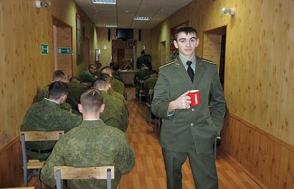 Лейтенанту Александру Прохоренко,погибшему в Сирии,присвоено звание Героя России