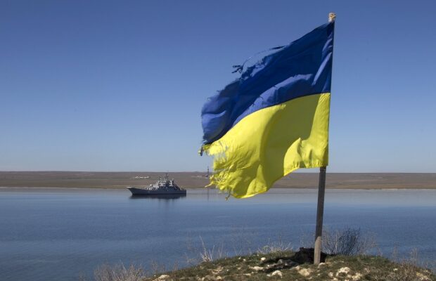 Как «патриоты» Украины обобрали ее до нитки