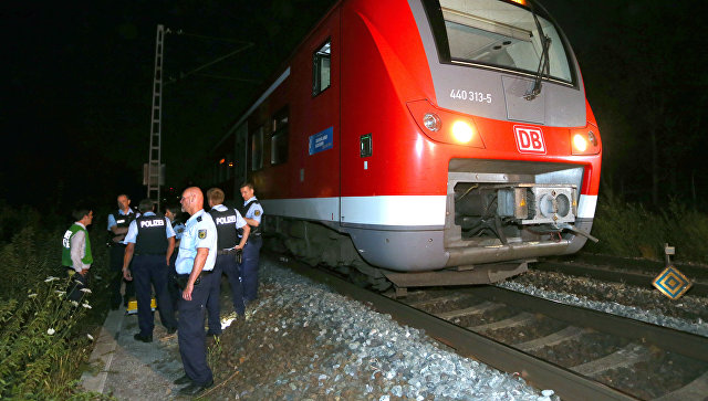 Афганский подросток напал с топором на пассажиров поезда в Германии